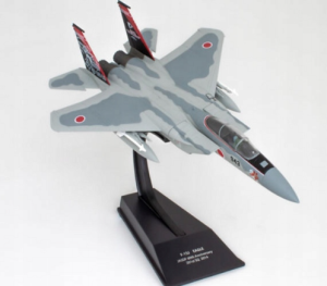 Model samolotu F-15J EAGLE 1/100 Hachette
